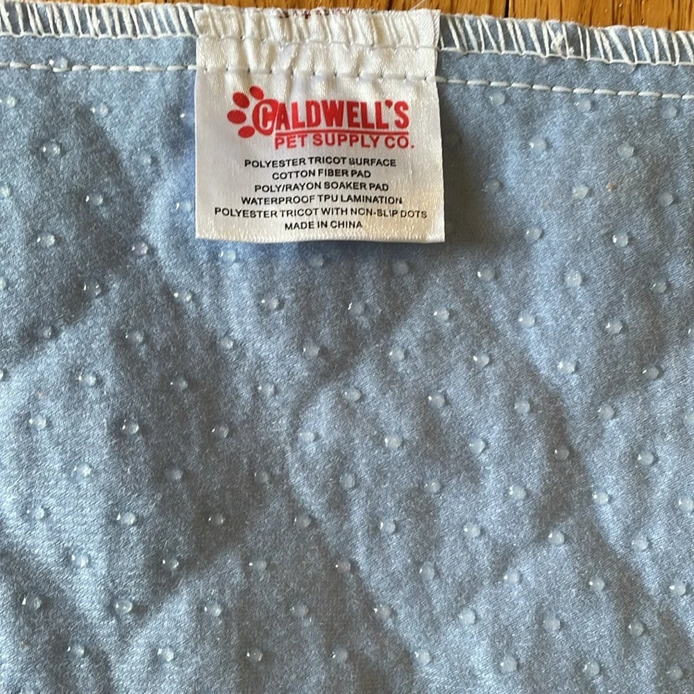 NWOT~Set Of 6 Puppy Mats~Gray & Animal Print Designed 4 Small/2 Large Mat - Picture 3 of 16